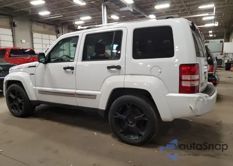 2012 Jeep Liberty Jet z USA, uszkodzony, nr VIN 1C4PJMFK4CW186736